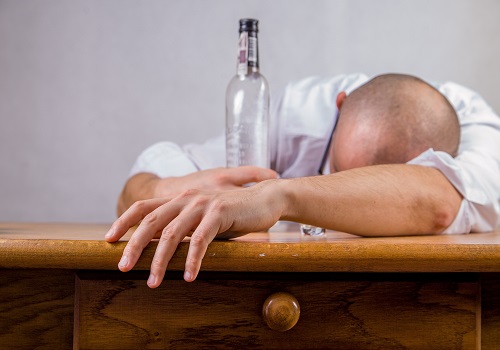 Get rid of the hangover with 5 amazing tips